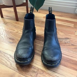 Dr Martens - Chelsea boots